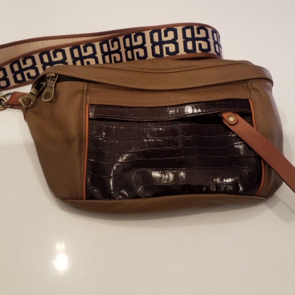 Parker Thatch Crossbody Bag